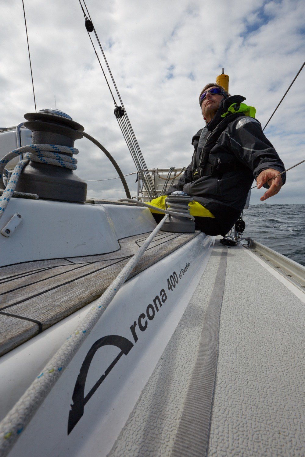 Focused steering Feinfühliges Steuern am Ruder der Ancona 400