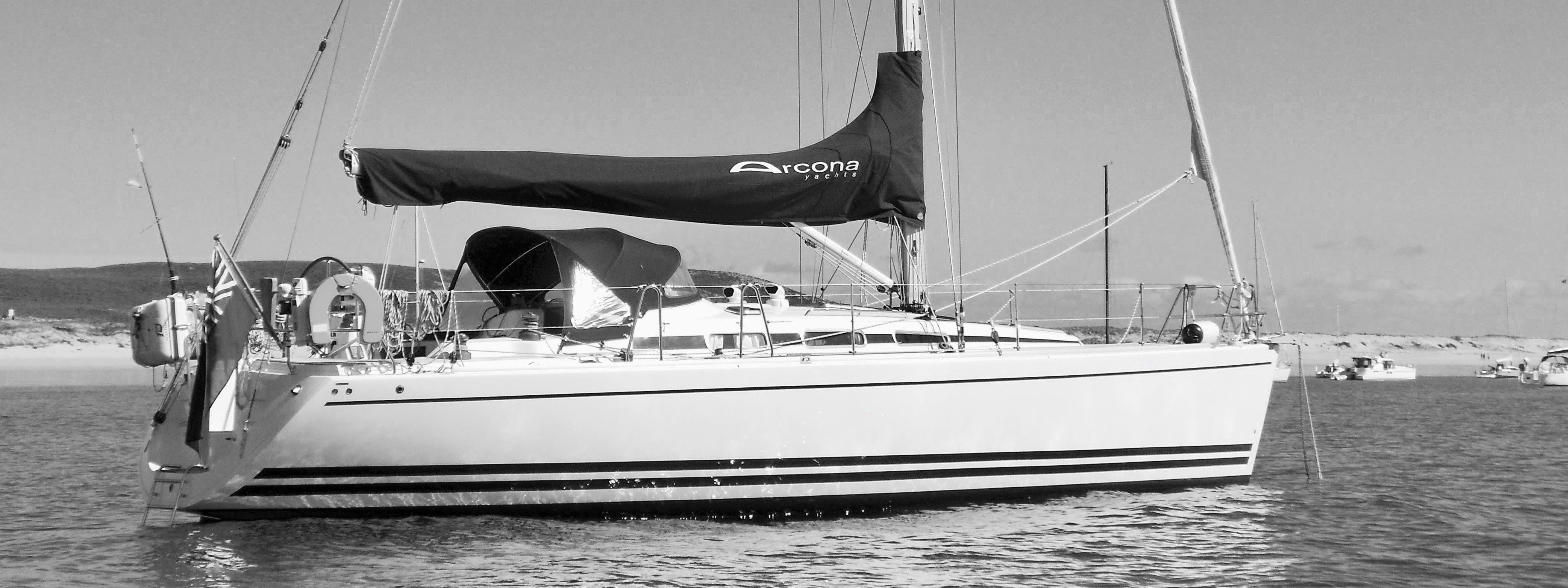 Arctic Breeze at anchor – 16-6 bw